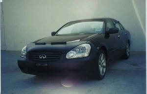 Sujetador con máscara frontal Colgan 2 piezas. Se adapta a Infiniti Q45 2002 2003 con etiqueta delantera - Imagen 1 de 1