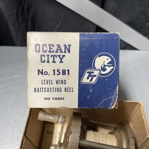 Vintage Ocean City No. 1581 Level Wind Baitcasting Angelrolle mit Box - Bild 1 von 6