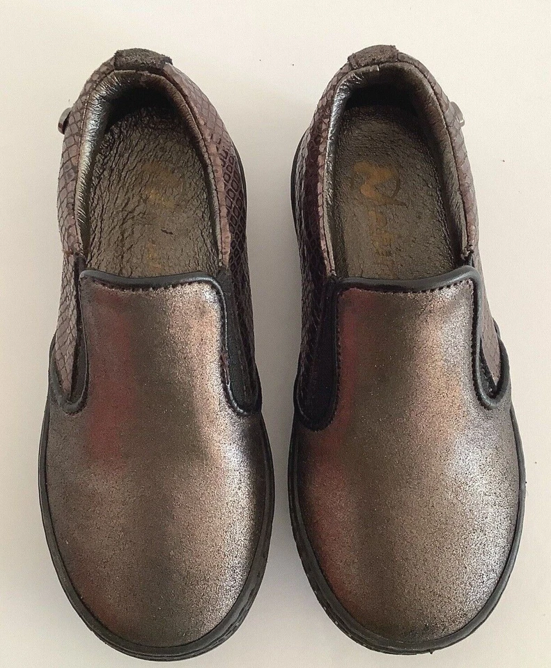 Naturino bronze leather glitter fashion shoe - Image 1 of 4