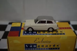 Vanguards Austin A40 Farina Saloon- Snowberry White VA11204 1:43 - Picture 1 of 4