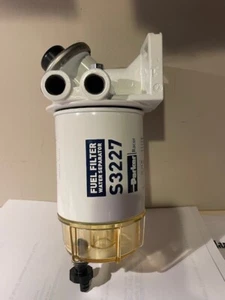 Racor 490R-RAC-01 Spin-on Fuel Filter Water Separator with Integral Primer Pump - Picture 1 of 9