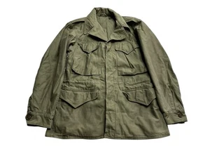 WWII US Military Field Jacket M1943 Mens 32R Green 1940s 40s - Picture 1 of 9