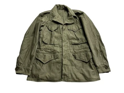 WWII US Military Field Jacket M1943 Mens 32R Green 1940s 40s - Image 1 of 4
