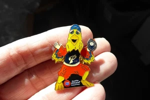San Diego Chicken MLB 2006 SD Padres On A Mission Bobblehead Lapel Pin Union 76  - Picture 1 of 15