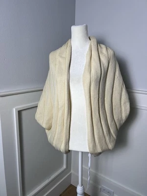 Juicy Couture Womens Wool/ Cashmere Blend Ivory Poncho Cardigan Size S-M - Image 1 of 4