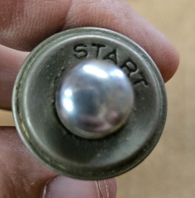 Arrancador de botón de encendido Lincoln Continental de la década de 1940 OEM Foto 1 de 4