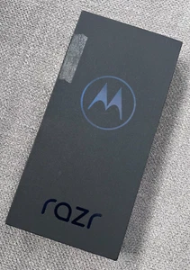 Motorola Razr 2024 Unlocked 256GB (Koala Gray) NEW OPEN BOX! - Zdjęcie 1 z 5