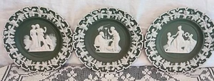 Juego de 3 platos de decoración de pared camafeo griego jaspe vintage 1964 verde - Imagen 1 de 4