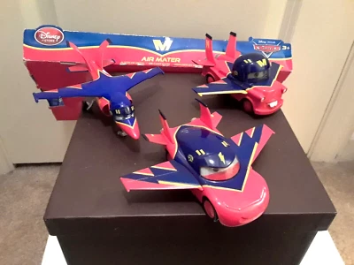 Disney Store AIR MATER Die Cast 3-PK Set Exclusivo NUEVO Paquete Parcial Incluido Foto 1 de 4