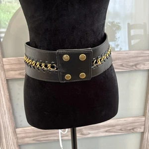 Vintage BCBGMAXAZRIA Schwarz Leder/Metall Kette Breiter Taillengürtel Brutalist - Bild 1 von 8