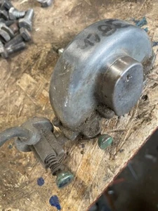 TRICO VACUUM WIPER MOTOR KSB-382-G FITS 1938 CHEVROLET TRUCK - Picture 1 of 2