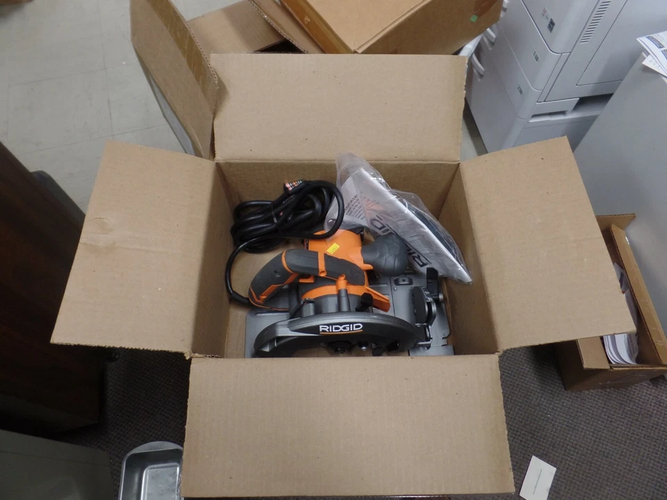 Ridgid R32051 Corded Electric R3205 7-1/4" Circular Saw New - Image 1 of 1