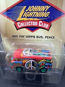 Nice 2001 Johnny Lightning Collectors Club 60s Volkswagen VW HIPPIE BUS PEACE - Picture 1 of 2