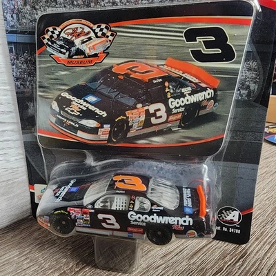 Dale Earnhardt Sr #3 Goodwrench 1:64 Monte Carlo 2004 Winner's Circle Series 1 - Image 1 of 4