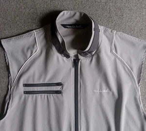 Travis Mathew Vest Men's L Make It Rain Golf Performance Gray Lightweight EUC - Picture 1 of 9