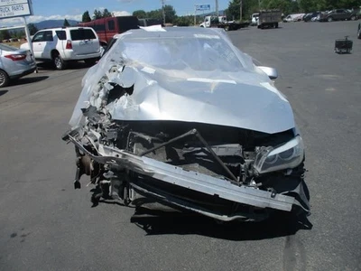 Turbo/Supercargador 3,0 L Turbo AWD Se adapta a BMW 535i GT 19263215 10-17 Foto 1 de 4