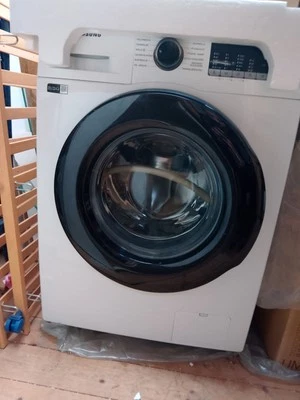 Samsung WW90T554AAE/S2 Waschmaschine 9 kg AddWash WiFi SchaumAktiv FleckenIntens - Bild 1 von 2