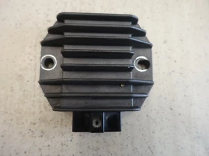 E3. Vespa GT 125 GTS Voltage Regulator SH640D-12 Alternator - Picture 1 of 3