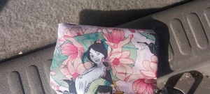 Disney Mulan Small Coin Purse - Picture 1 of 2