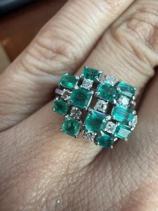 Gorgeous Natural 1.1 Ct Emerald and Diamonds Platinum Ring size 6.25”, 6.8 grams - Picture 1 of 12