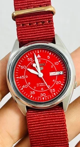 SEIKO 5 Automatic RED Dial & RED Strap Men's Vintage Watch - Picture 1 of 5