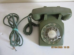 Vintage Western Electric G3 Rotary Phone w Cord Avocado Green - Picture 1 of 5