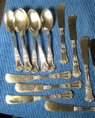 Cubiertos vintage plateados - Gorham - Patrón "RICHMOND" - 24 piezas - Con monograma Foto 1 de 2