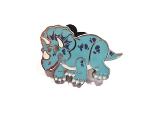 Prendedor Disney Toy Story Land Mystery Pin Trixie - Imagen 1 de 3