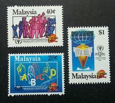 *FREE SHIP Malaysia International Literacy Year 1990 Academic (stamp MNH *c scan