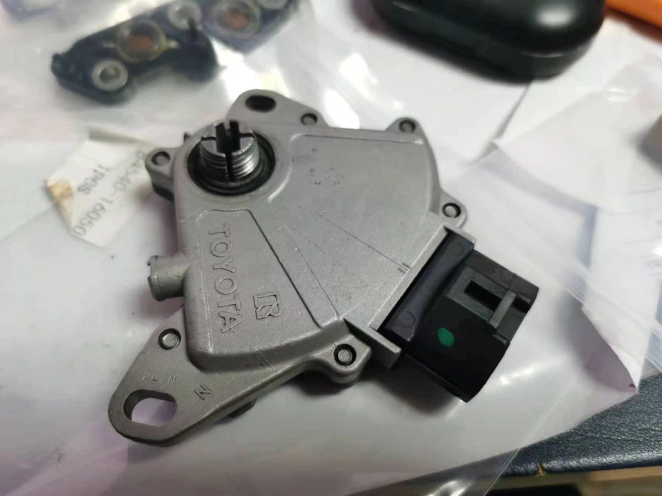 Automatic Transmission Neutral Safety Switch For 96-99 Toyota Corolla Tercel 1.5 - Image 1 of 1