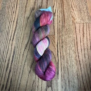 Miss Babs Tarte Yarn Superwash Merino Wool Blend Pink Purple Muted Fired Up New - Picture 1 of 6