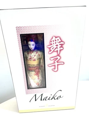 Muñeca Barbie Coleccionista Maiko Geisha 2005 rara J0982 Etiqueta Dorada Mattel NRFB Foto 1 de 4