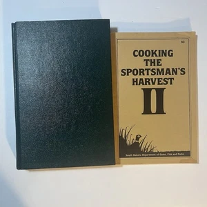 Lot 2 The Hunter's Game Cookbook Jacqueline E. Knight 1978 & Sportsman Harvest - Picture 1 of 17
