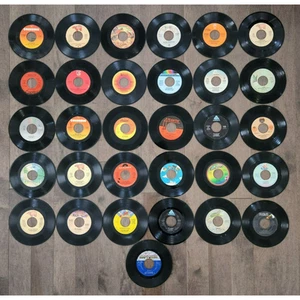 Lot of (31) Vinyl Records 45 RPM - Brad, Queen, Elton John, Jackson 5, Meat Loaf - Picture 1 of 18