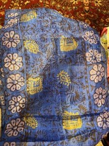 Seidentuch länglich 56 "x 9" royalblau, bunt, handgerollte Kanten - Bild 1 von 4