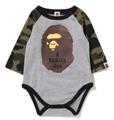 Body Bape Kids 1er Camuflaje Gris y Verde 7 - 12 Meses Foto 1 de 3