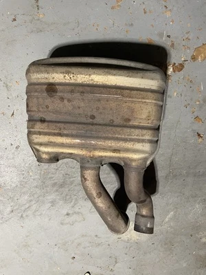 Silenciadores de escape laterales izquierdo y derecho Porsche 911 Carrera S 2015 OEM 991.1 - USADOS Foto 1 de 4