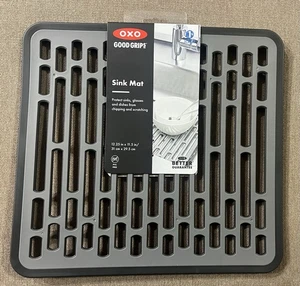 OXO Good Grips Waschbeckenmatte - klein 12,25 Zoll x 11,5 Zoll - neu - Bild 1 von 4