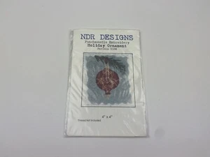 NDR Designs Holiday Ornament Punch Needle Pattern With Fabric - Picture 1 of 3