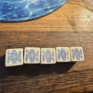 Vintage Lot Of 5 Poker Dice Some Crazing - Picture 1 of 8