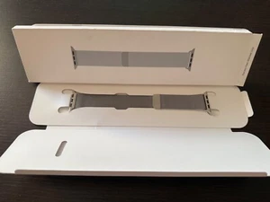 Apple srebrna mediolańska pętla do 44/45/46/49mm ML783ZM/A - Zdjęcie 1 z 2