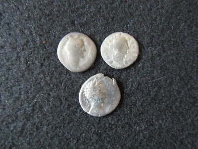 RARE Lot (3)  Roman  Silver denarius 2nd to 1st cent. B.C. - Image 1 of 4