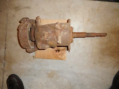 1937 PLYMOUTH  P 4 -  TRANSMISSION WITH BRAKE CLUTCH. Foto 1 de 3