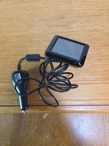Garmin Nuvi 260W Touchscreen GPS w/Car Charger +USB Bundle - Picture 1 of 11