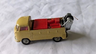 Vintage Corgi Volkswagen Breakdown Truck 490 yellow - Image 1 of 4