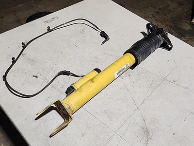 Amortiguador trasero derecho Dodge Durango SRT-8 2019 OEM BILSTEIN 68306119AC #AU23 Foto 1 de 4