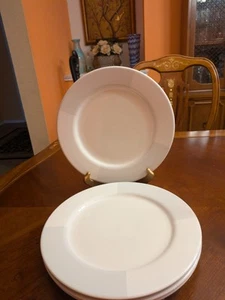 Dinner Plate Arctic White by Nautica 4 Piece Dinnerware Plates - Picture 1 of 10