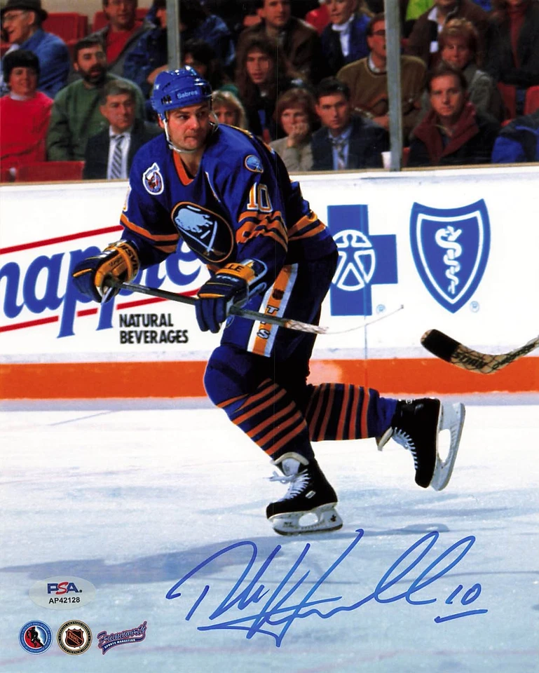 Foto autógrafa firmada por Dale Hawerchuk Sabres 8x10 PSA/DNA AP42128 Foto 1 de 1