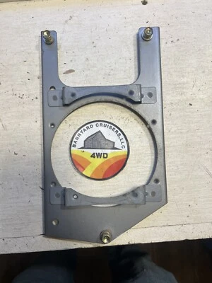 Soporte de montaje de altavoz OEM de carga trasera Toyota Landcruiser FJ62 solo para conductores Foto 1 de 3