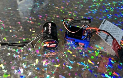 Traxxas 3382 Waterproof BL-2s Brushless Power System Motor/ESC combo Slash - Image 1 of 2